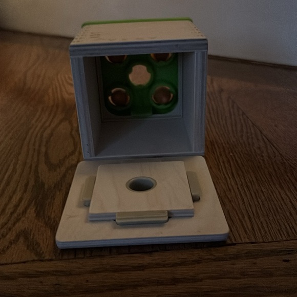 Colorful Carrot Sorting Toy - Picture 4 of 5